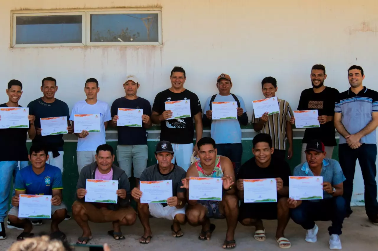 Manejadores de pirarucu são beneficiados com cursos para aprimorar processo de rastreabilidade do pescado